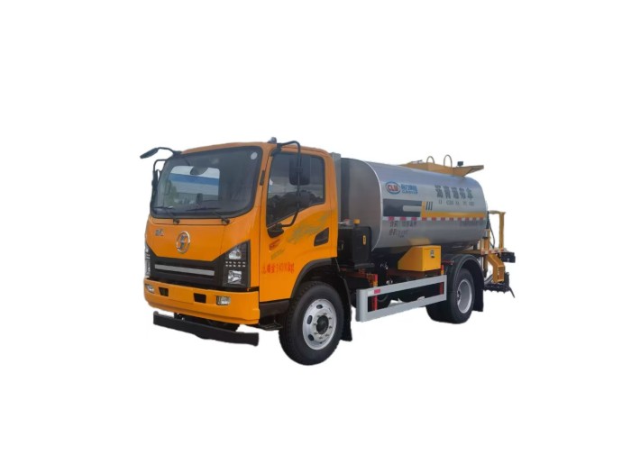 Camion épandeur d'asphalte Shacman 8cbm